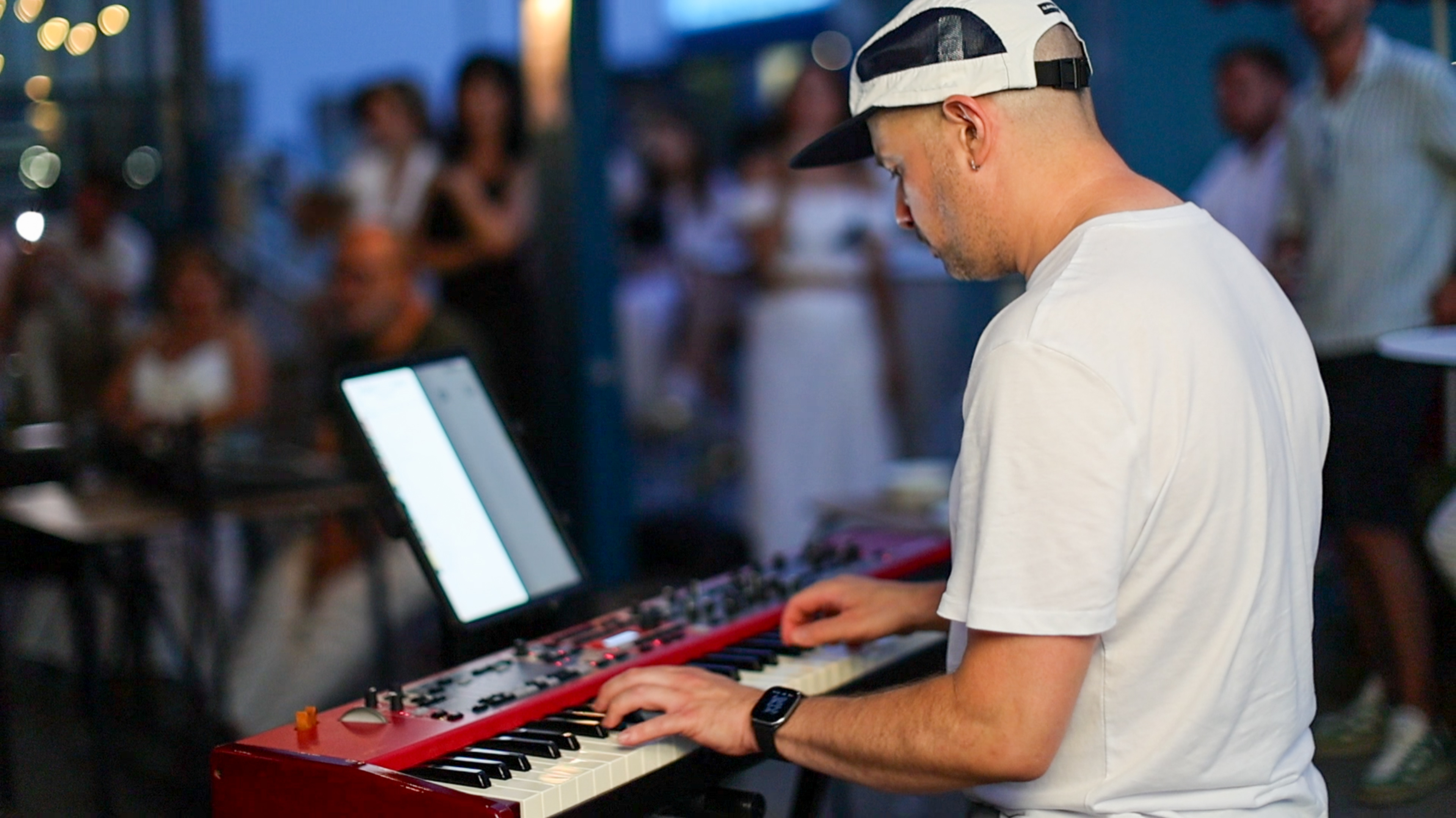 Keyboard player during the evening set